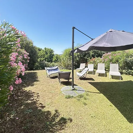 Sainte-maxime: 3p Climatise Avec Piscine, Parking Prive Et Jardin Calme - Fr-1-226-471 Apartment